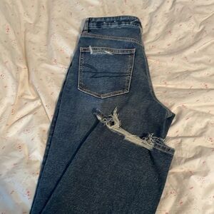 NWOT AE jeans. These are more of a baggy fit in the legs to me. They are 8 long.